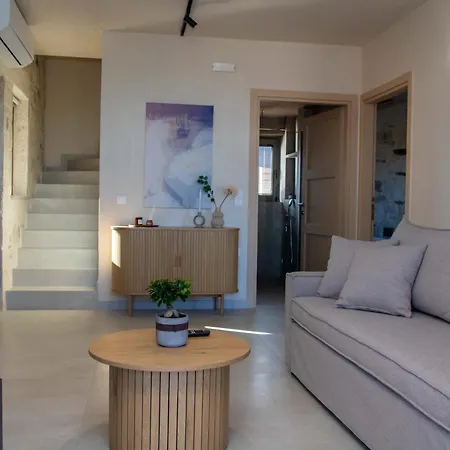 Luxurious Stone Holiday home *