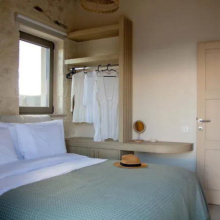 Luxurious Stone Holiday home *