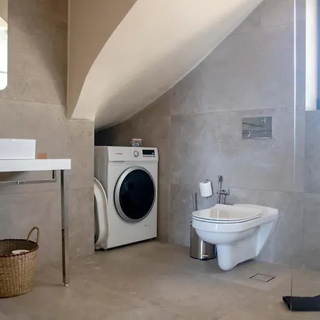 Luxurious Stone *
