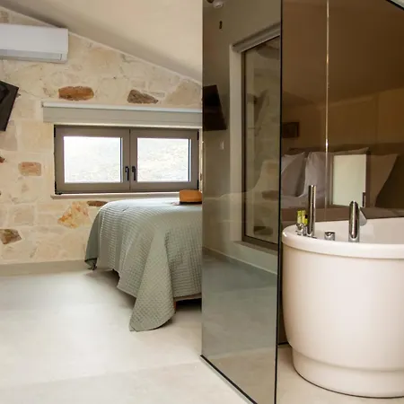 Luxurious Stone Holiday home